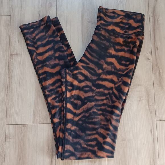 The Upside Equinox Tiger Leggings Size 6 XS/S EUC Rare Print - Picture 3 of 6